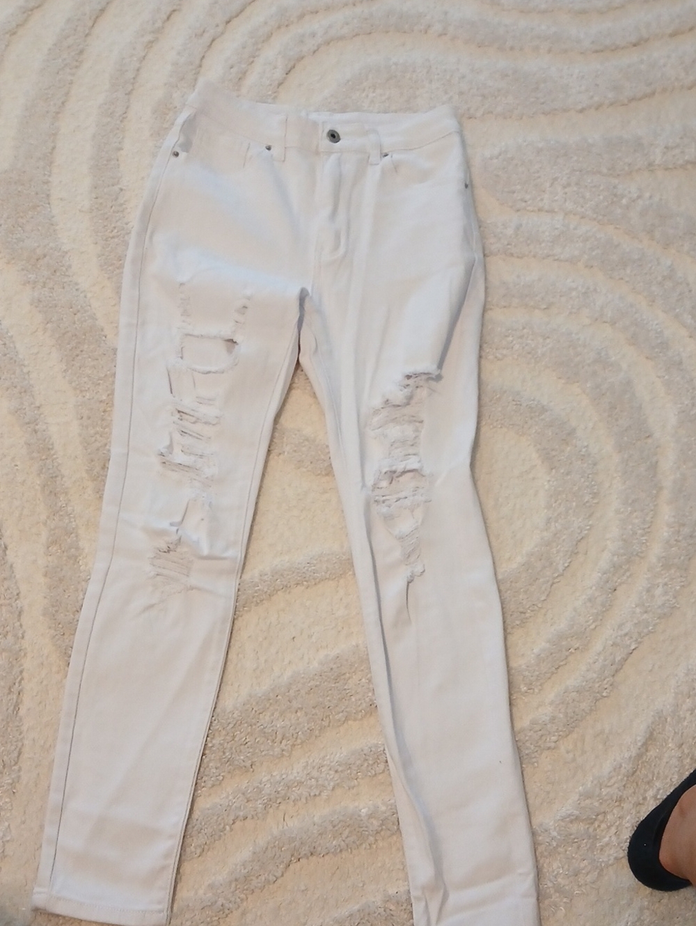 SHEIN White Distressed Skinny Jeans for Women